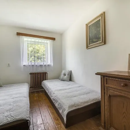 Na Skalce - Haj Деревянный коттедж *